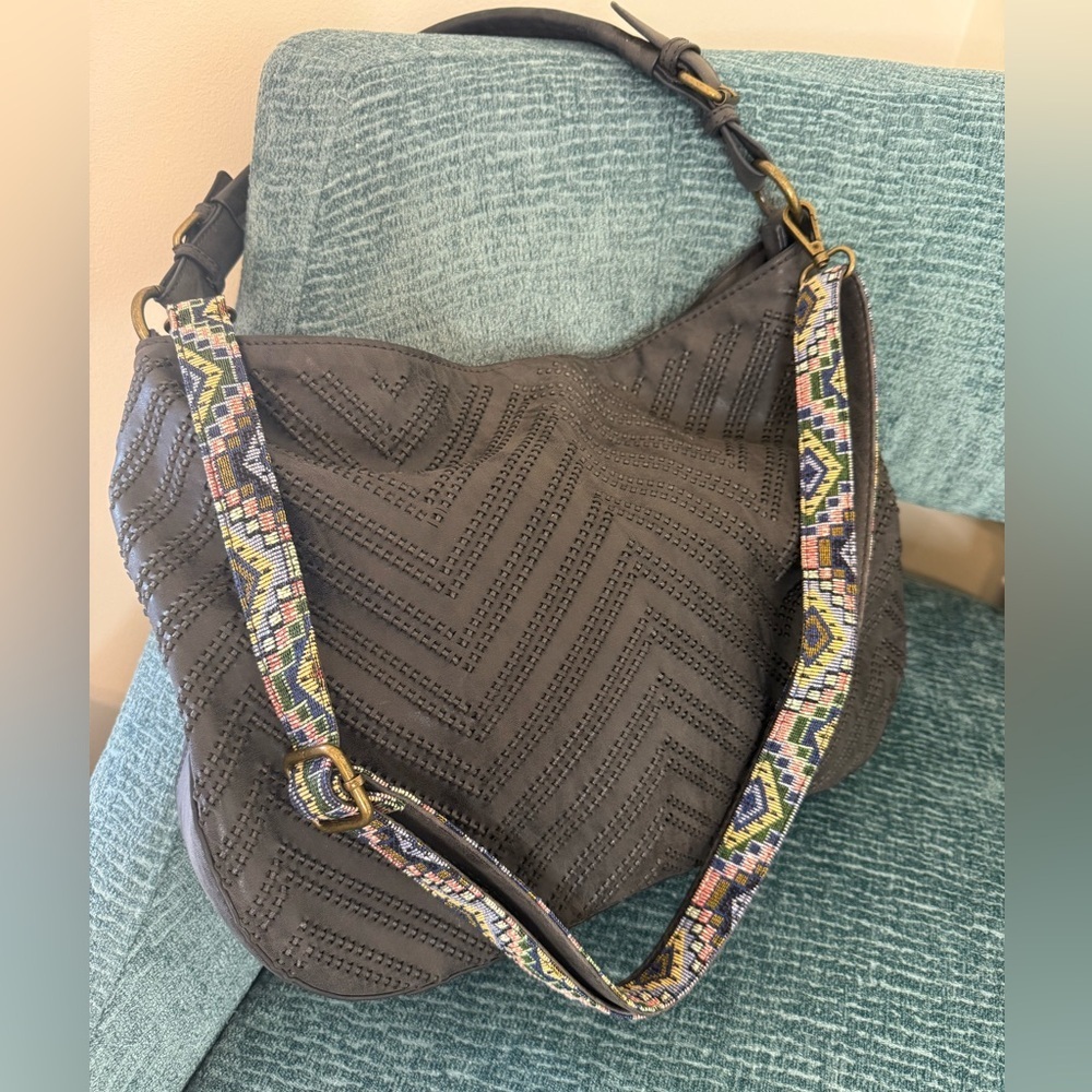 BLACK RIVET Chevron Patterned Women's Bag